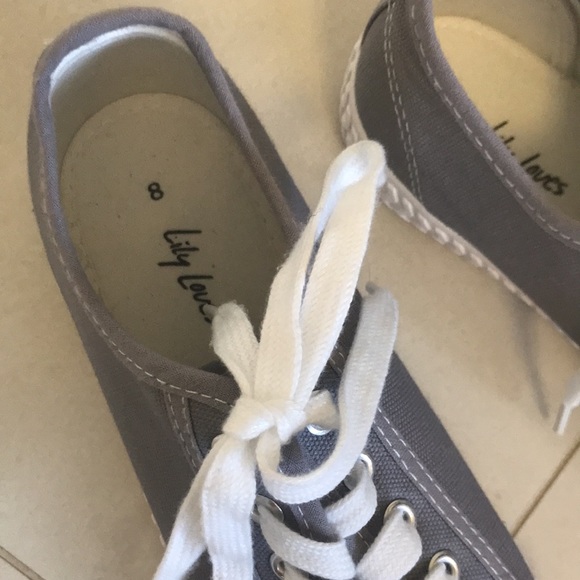 Sneakers 🌼Make me an offer 🌼 - Picture 2 of 2
